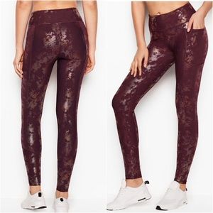 Victoria’s Secret Sport Total Knockout leggings